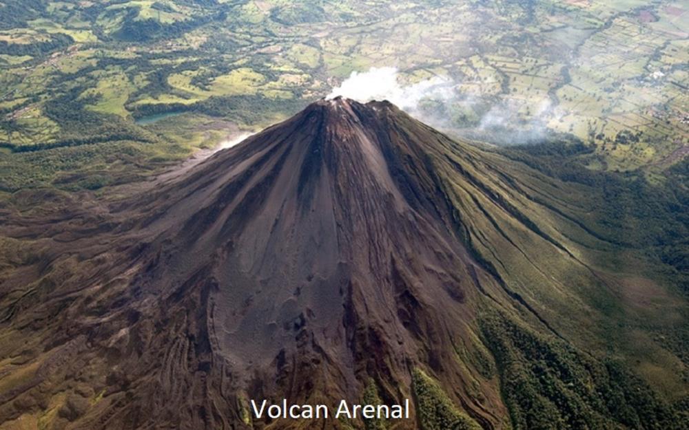 Volcans et géologie, Ecotourisme au Costa Rica